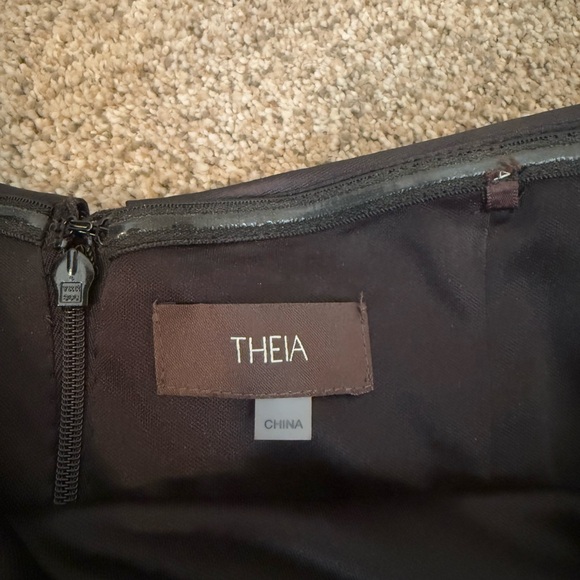 Theia Stunning Black and Gold Strapless Sheath Dress - Picture 8 of 15